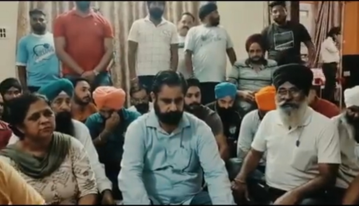 मनीष को टिकट मिलते ही पांवटा साहिब में आप पार्टी में विद्रोह