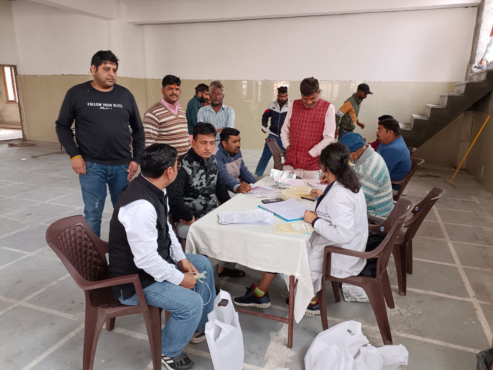 कांवड़ सेवा समिति ने किया रक्तदान शिविर का आयोजन