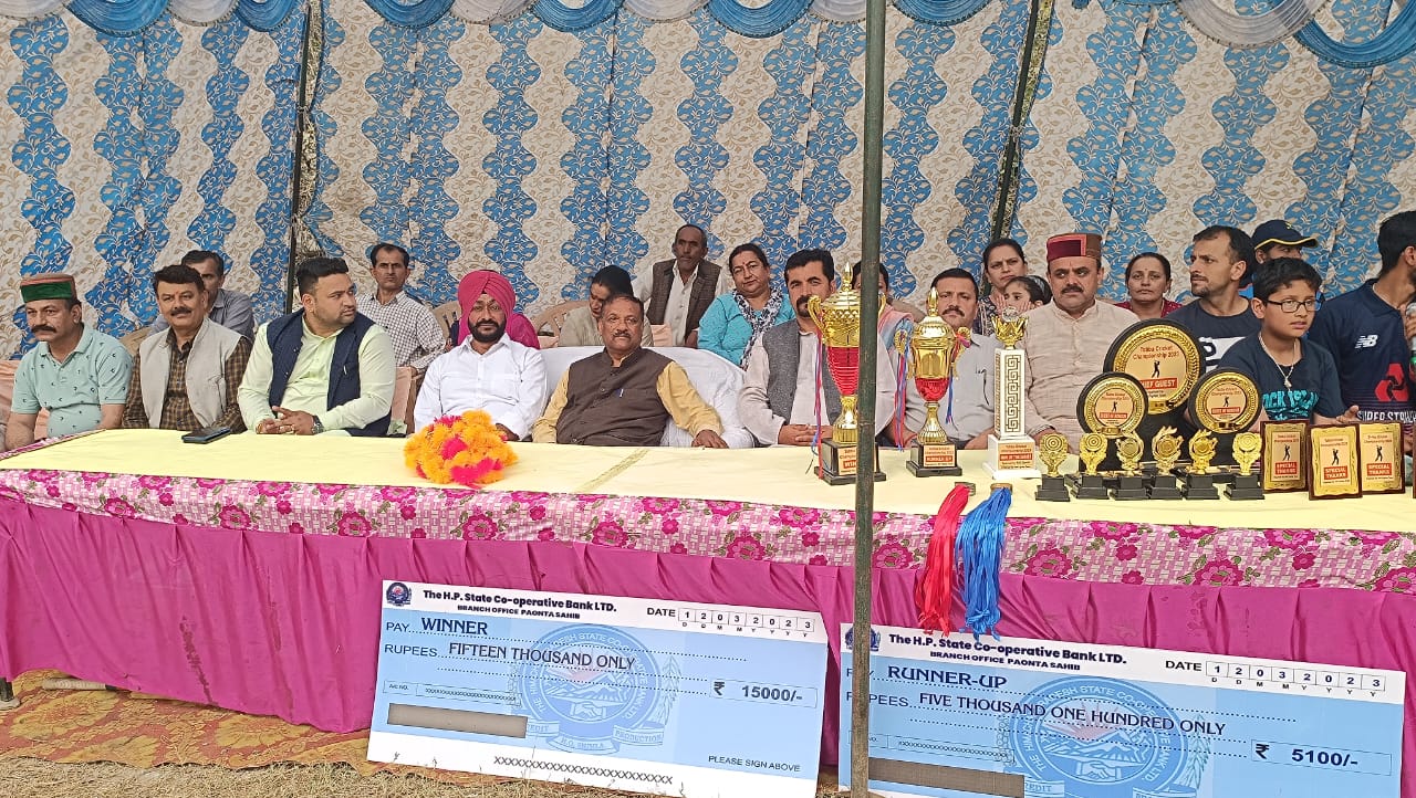 Tobba क्रिकेट चैंपियनशिप के फाइनल में  Super Stickers ने Dhamta ब्रदर्स Bindoli को हराया