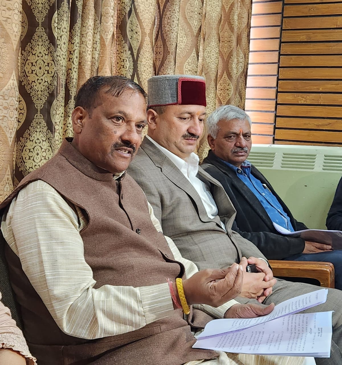 फर्जी वोट बनाकर शिमला नगर निगम का चुनाव जीतना चाहती है कांग्रेस : सुखराम