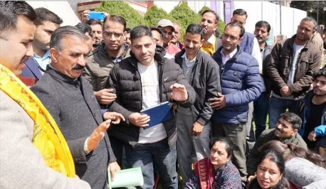 अब over age होने लगे है CM साहब : भर्ती परीक्षा को रद्द ना करें : संघ अब over age होने लगे है CM साहब : भर्ती परीक्षा को रद्द ना करें : संघ