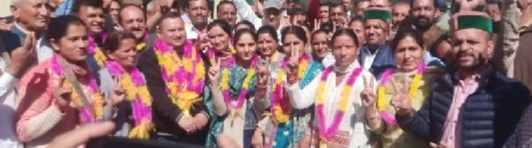 सिरमौर जिले में बीडीसी का तख्ता पलट : बीजेपी के चेयरमैन और वाइस चेयरमैन बाहर सिरमौर जिले में बीडीसी का तख्ता पलट : बीजेपी के चेयरमैन और वाइस चेयरमैन बाहर