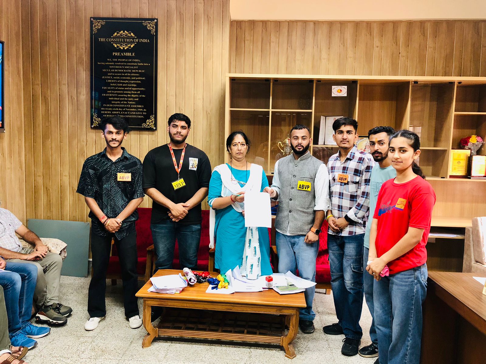 महाविद्यालय भवन में रिसाव : ABVP ने दिया ज्ञापन महाविद्यालय भवन में रिसाव : ABVP ने दिया ज्ञापन
