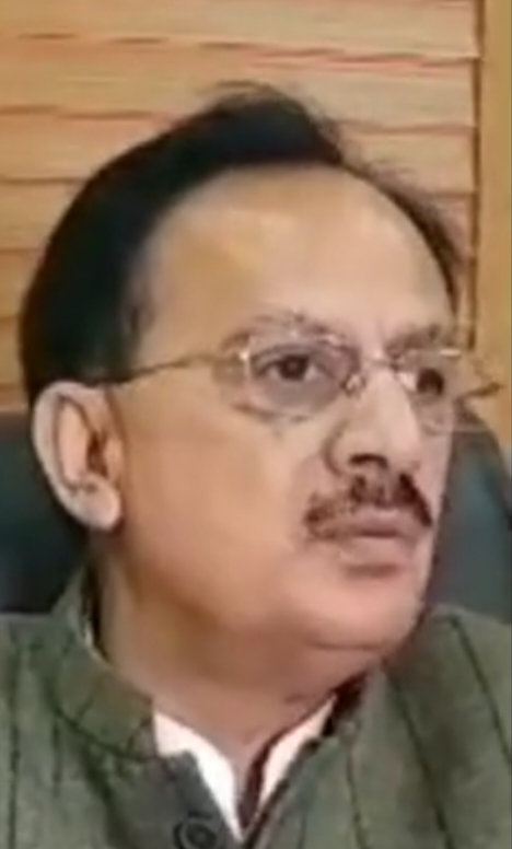 बारिश का पानी नीचे की तरफ ही आएगा CM साहब : हर्षवर्धन का करारा जवाब