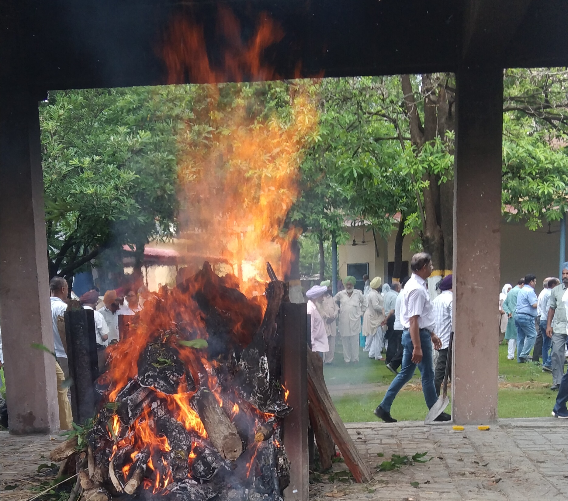 पंचतत्व में विलीन हुए कांग्रेस नेता