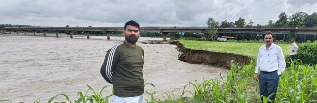 पांवटा साहिब से MLA का चुनाव लड़ चुके शास्त्री की जमीन बहा ले गई यमुना