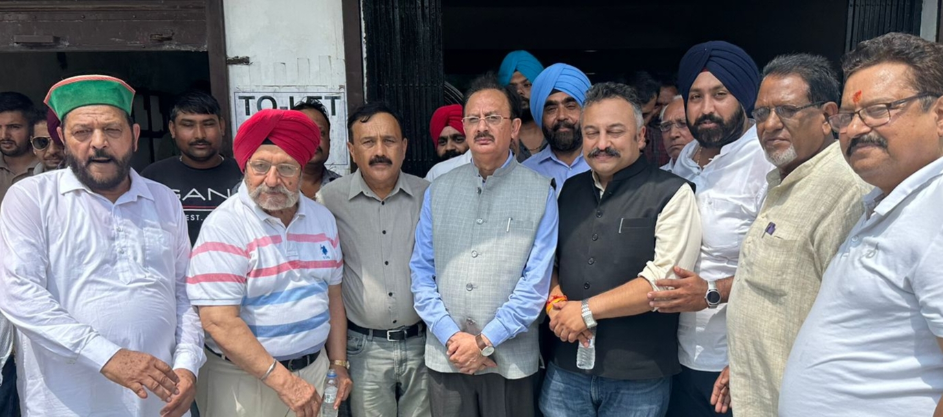 पांवटा साहिब में इस युवा कांग्रेस नेता घर पहुंचे दोनों मंत्री