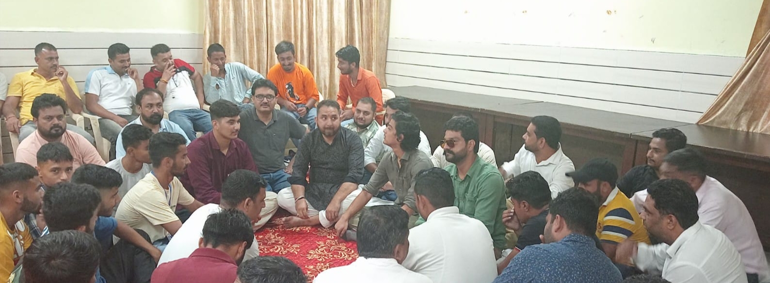 पांवटा युवा कांग्रेस  बाढ़ प्रभावितों की मदद को आए आगे