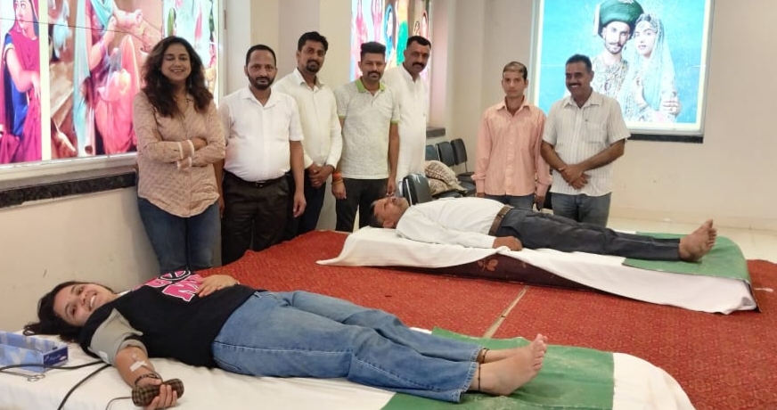 दून प्रेस क्लब के पूर्व प्रधान ने भी किया रक्तदान, बोले रक्तदान सबसे बड़ा पुण्य