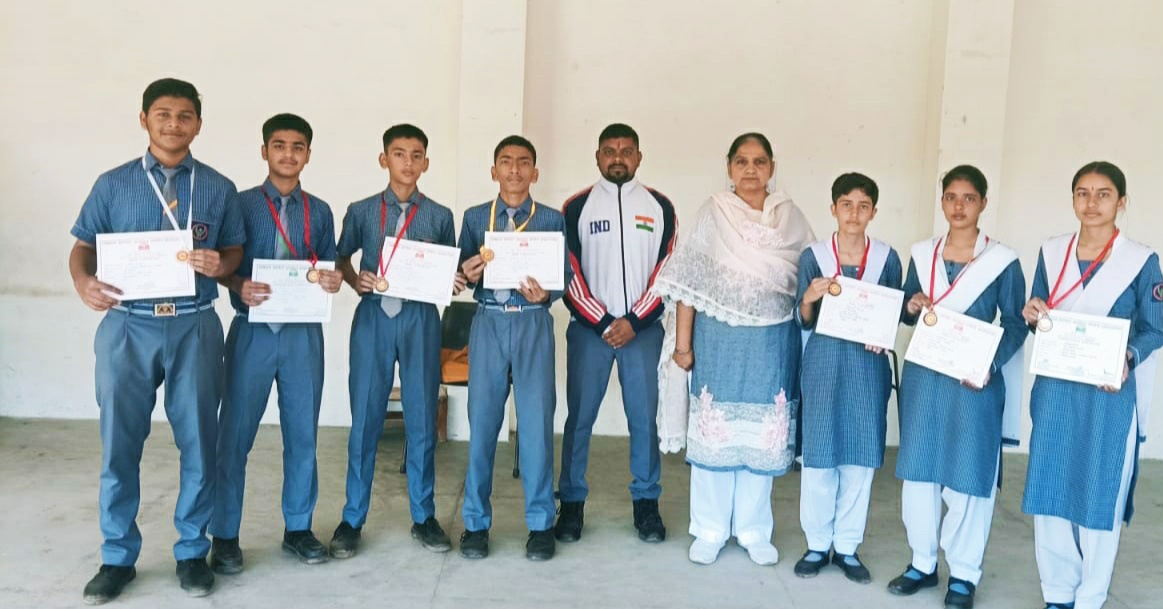 कृष शर्मा राज्य स्तरीय ताइक्वांडो टूर्नामेंट के लिए चयनित कृष शर्मा राज्य स्तरीय ताइक्वांडो टूर्नामेंट के लिए चयनित