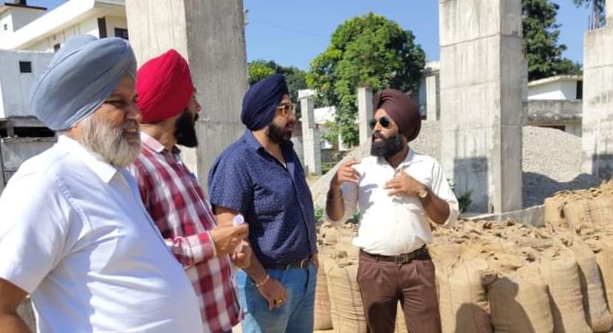 सरदार रतन सिंह के बाद अब सिख समुदाय से पांवटा में कौन है सक्रिय