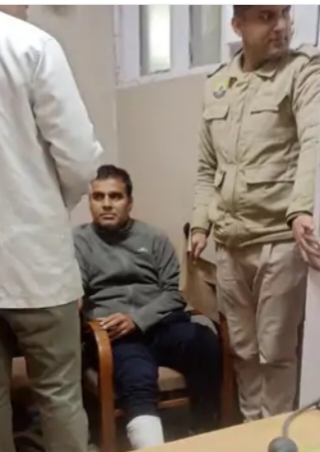 शिमला में पुलिस के जवान आपस में भिड़े: एक की टांग टूटी शिमला में पुलिस के जवान आपस में भिड़े: एक की टांग टूटी