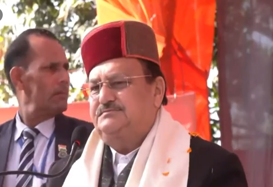 जेपी नड्डा ने क्यों कहा हिमाचल की सरकार को बैक गियर की सरकार