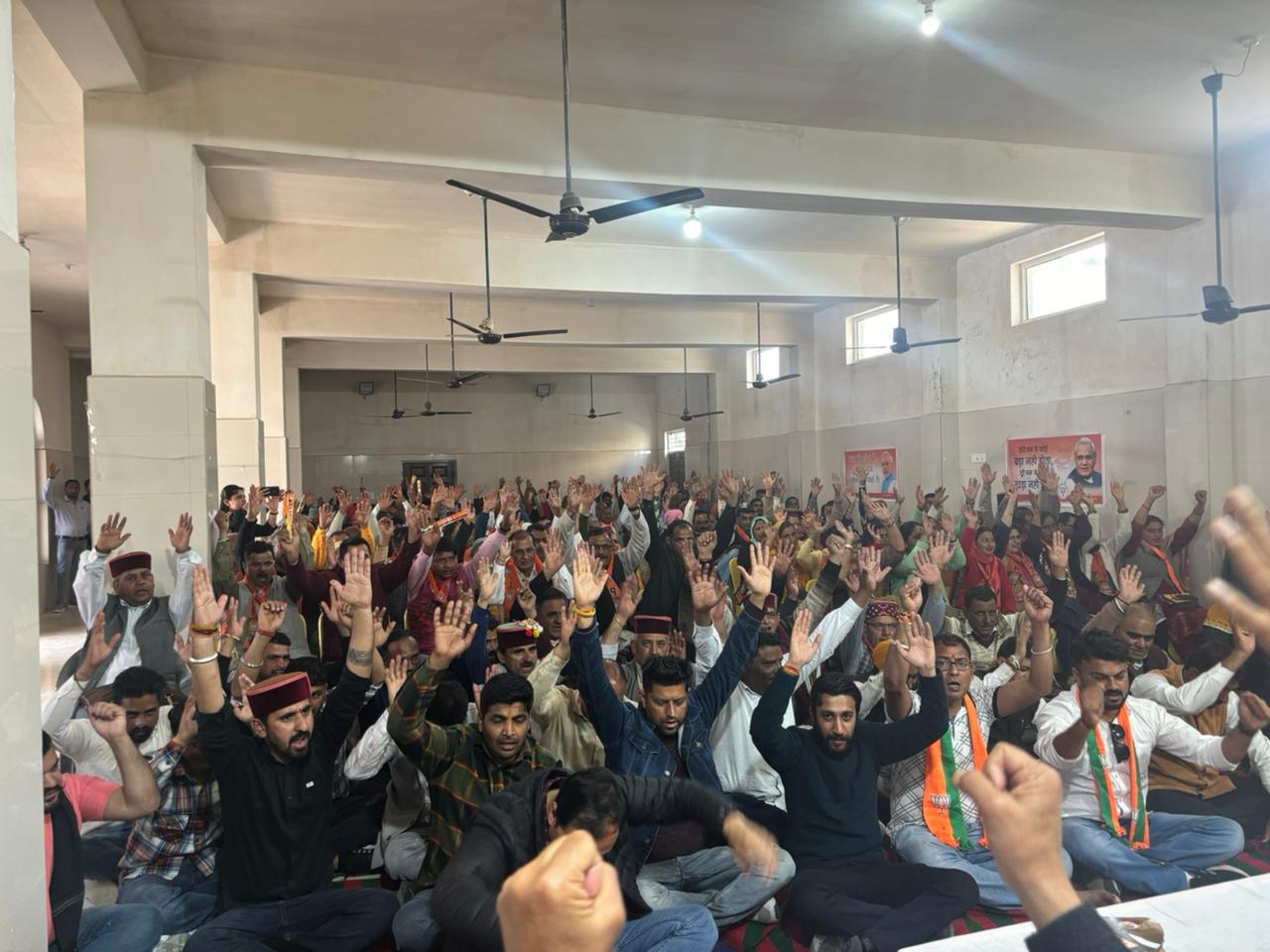 पांवटा में बीजेपी के त्रिदेव का विशाल सम्मलेन : ये है त्रिदेव बूथ अध्यक्ष, बूथ पालक और बीएलए