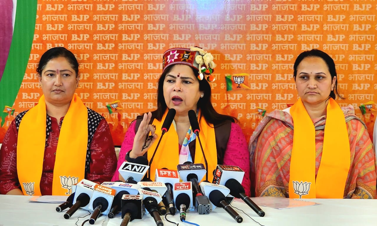 हिमाचल में सुख की नही दुख की सरकार चल रही है : मीनाक्षी लेखी