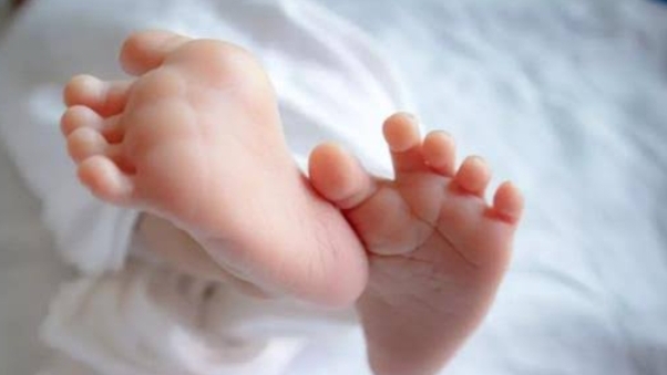 11वीं कक्षा की छात्रा ने दिया बच्चे को जन्म