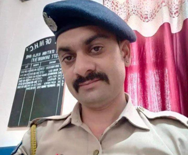 सिरमौर पुलिस में 22 के तबादले ; कालाआंब थाने से HC जसवीर और एसएचओ भी बदले