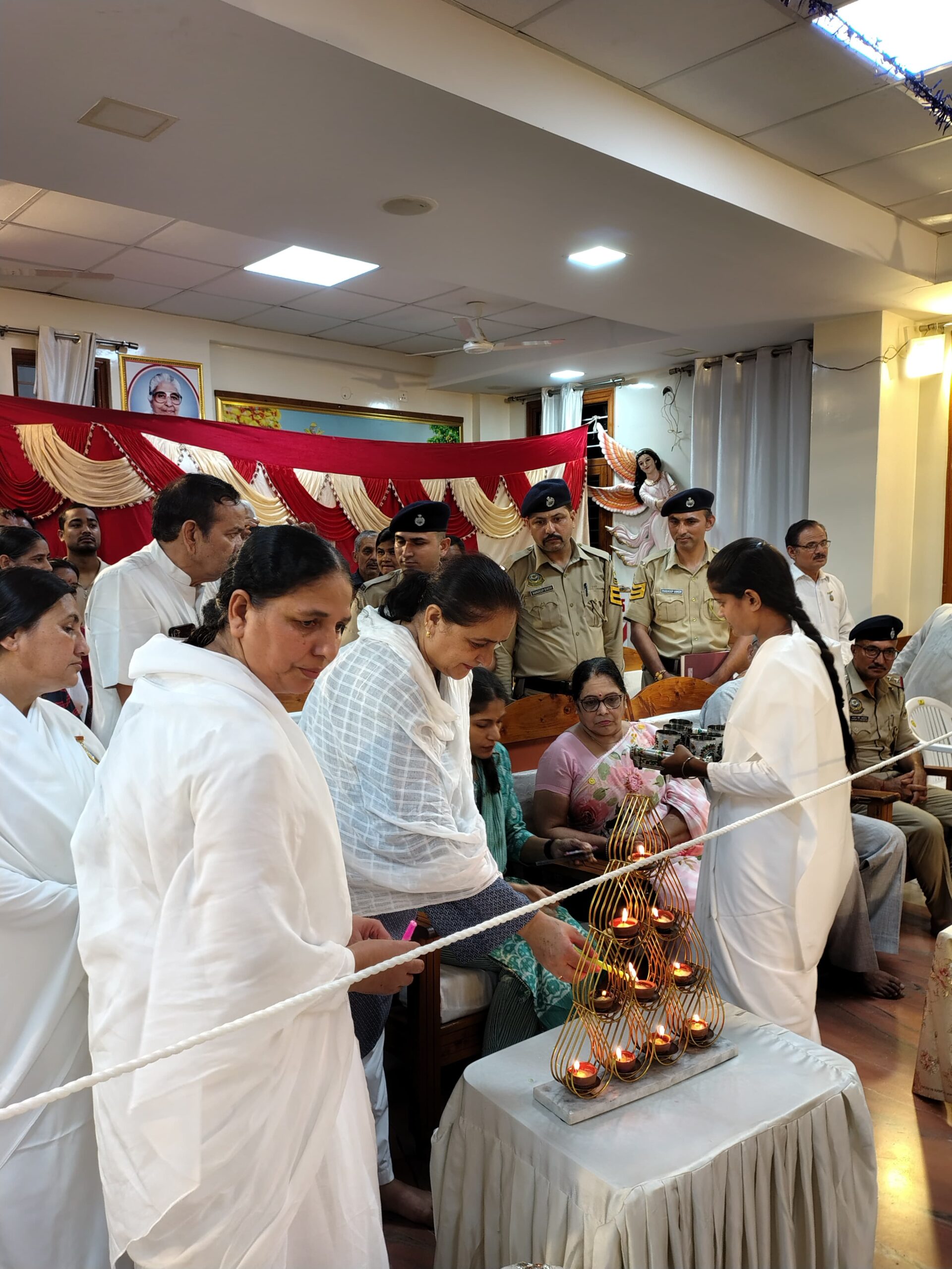 जन्माष्टमी पर्व को श्रद्धाभाव के साथ मनाते है : सुमन