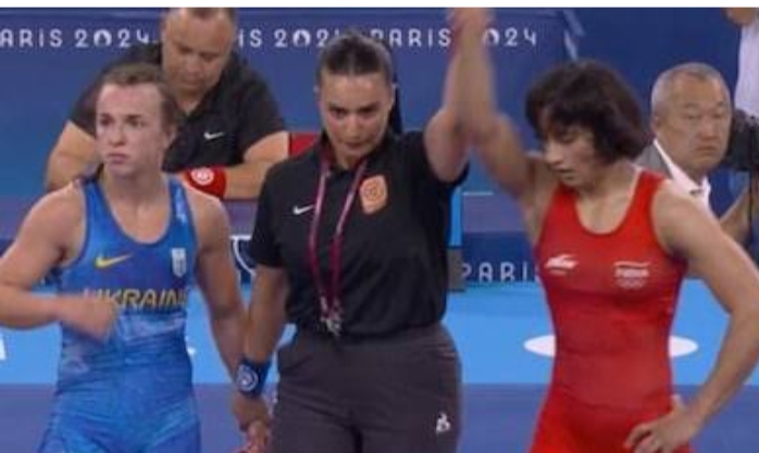 भारत की महिला पहलवान विनेश फोगाट ओलंपिक से डिसक्वालीफाई