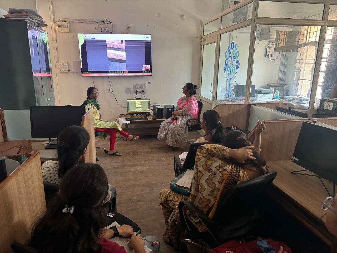 त्वचा रोग का कैसे करे निवारण बता रही शफी