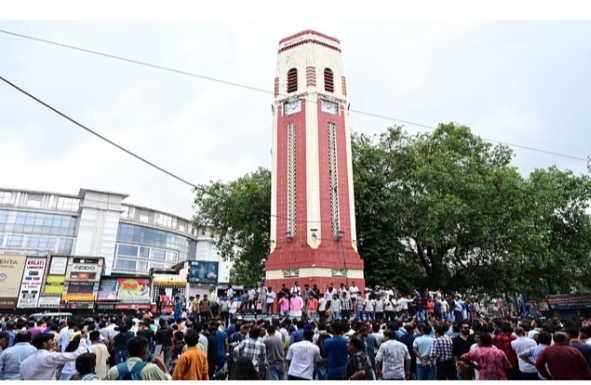 आज देहरादून घंटाघर पर 4 घंटे जाम, हिंदू नेता की गिरफ्तारी पर बवाल