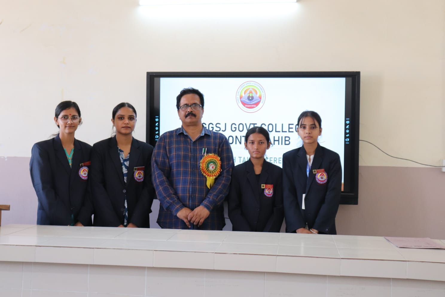 पांवटा एससीए ने ली शपथ  मंजीत कौर अध्यक्ष, नूप्रिया, उपाध्यक्ष स्नेहा जनरल सेक्रेटरी, उपासना ने जॉइंट सेक्रेटरी पद की ली शपथ