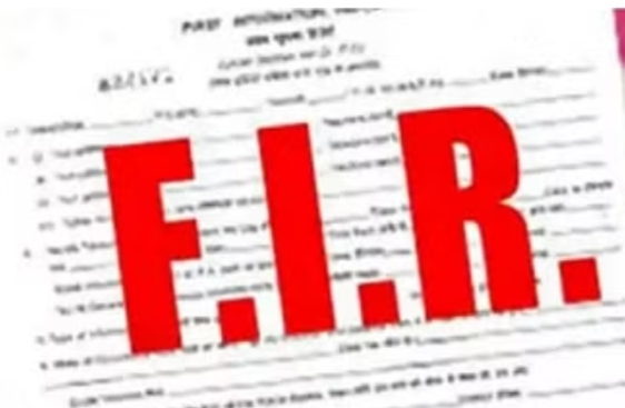 महाकुंभ में स्नान करतीं महिलाओं के वीडियो बनाने वाले पुलिस के रेडार पर