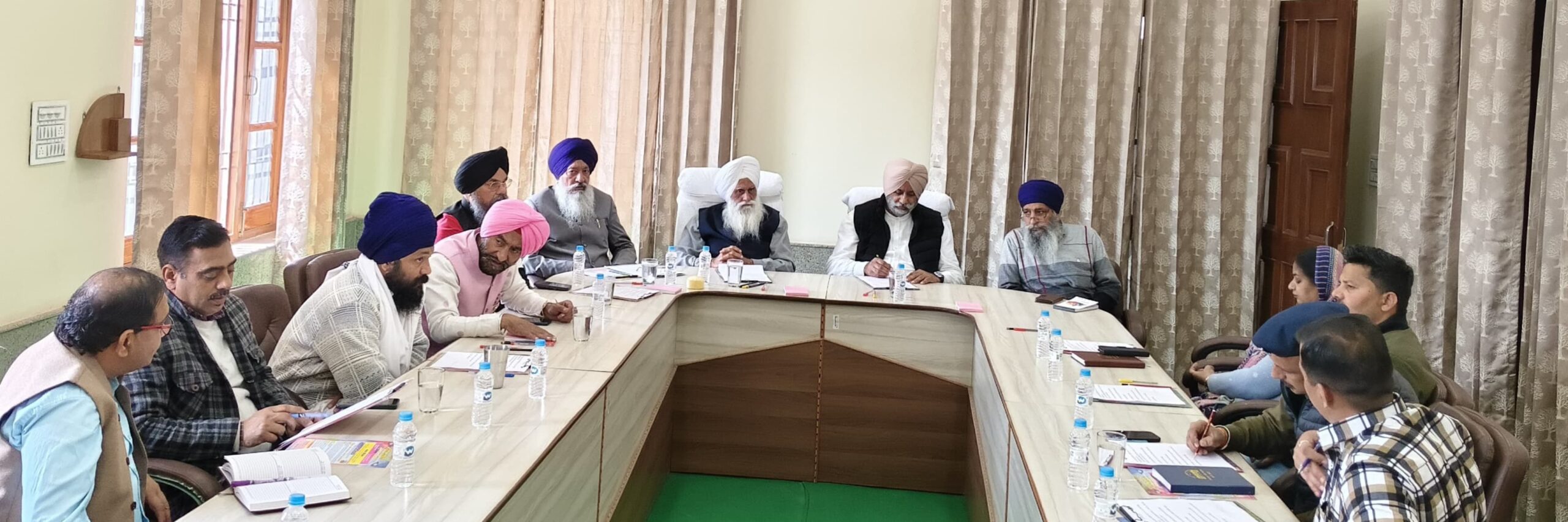 गुरुद्वारा प्रबंधन कमेटी और प्रशासन की होला मोहल्ला के प्रबंधन को लेकर बैठक