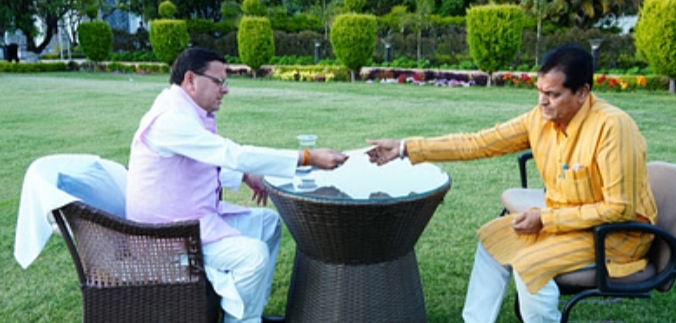 पहाड़ियों पर टिप्पणी पड़ी भारी : उत्तराखंड के कैबिनेट मंत्री का इस्तीफा