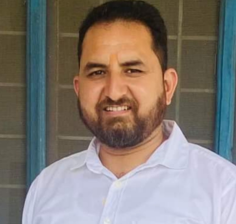 शिवा माइन एंड मिनरल क्रशर पर खुले आम 2 जेसीबी से खनन : प्रदीप चौहान