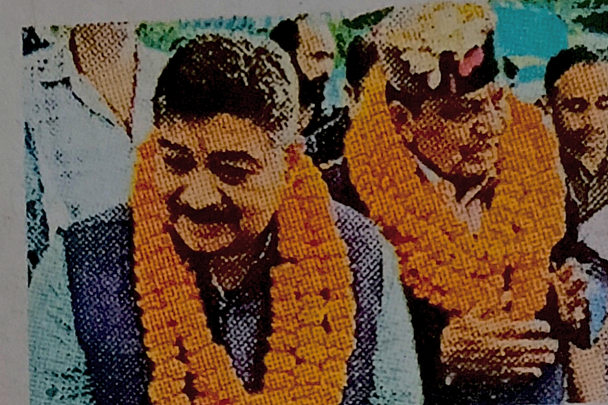 मंत्री ने किया अपने बेटे को राजनैतिक उतराधिकारी बनाने का ऐलान